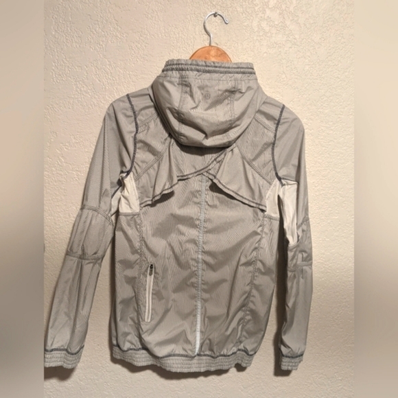 Lululemom Run Willpower 1/2 Zip Up Womens Jacket - Picture 3 of 4